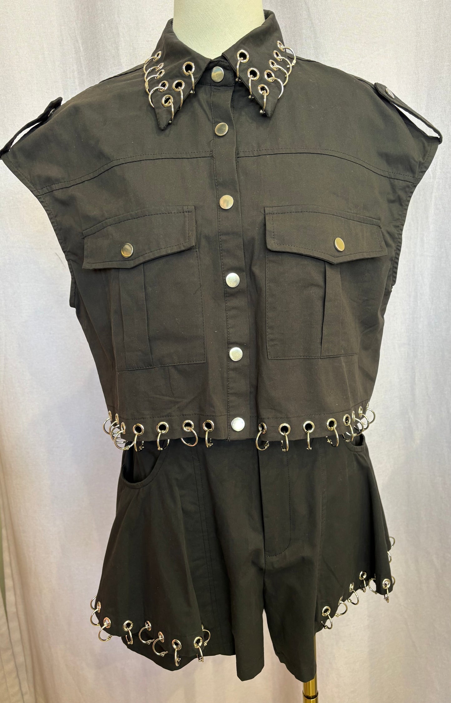 Set Pantalón Corto Negro Argollas